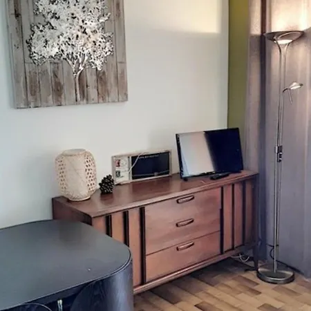 Appartement Bormes-les-Mimosas, 1 pièce, 4 personnes - FR-1-610-29